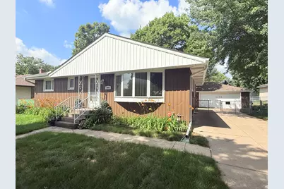 2055 English Street, Maplewood, MN 55109 - Photo 1