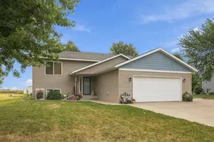 722 Fourth Ave NW, Melrose, MN 56352 - Photo 1