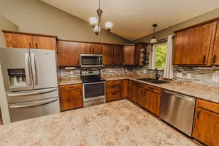 113 Timberwolf Ct, Mankato, MN 56001 - Photo 6