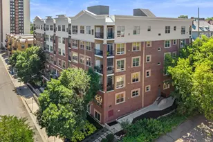 301 Oak Grove St, Minneapolis, MN 55403 - Photo 2