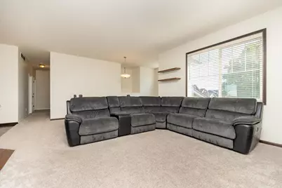 916 Forest Edge Drive, Jordan, MN 55352 - Photo 10