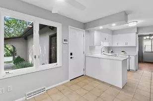 4030 Mackubin St, Shoreview, MN 55126 - Photo 6