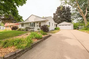 671 58th Ave NE, Fridley, MN 55432 - Photo 4