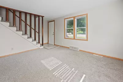 818 E Minnesota Street, Saint Joseph, MN 56374 - Photo 4