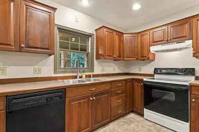 910 10th Street NW, Austin, MN 55912 - Photo 10