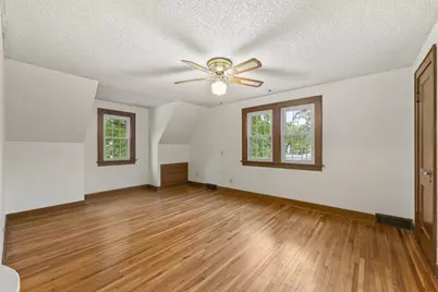 910 10th Street NW, Austin, MN 55912 - Photo 28