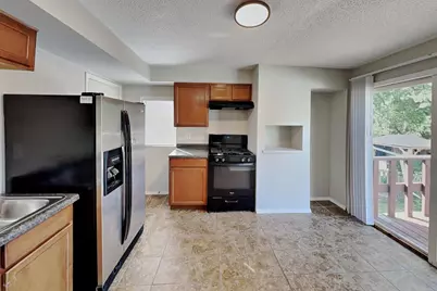 303 Curtice Street E, Saint Paul, MN 55107 - Photo 6