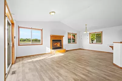 410 Camelia Drive, Clayton, WI 54004 - Photo 6
