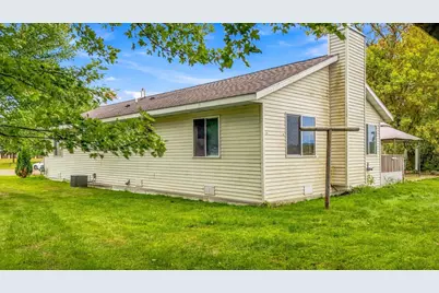 410 Camelia Drive, Clayton, WI 54004 - Photo 24