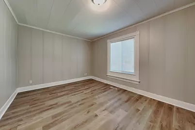 1910 Chelton Avenue W, Saint Paul, MN 55104 - Photo 2
