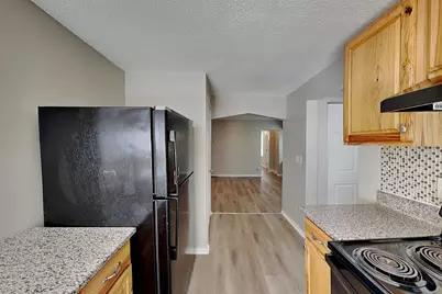 1910 Chelton Avenue W, Saint Paul, MN 55104 - Photo 6