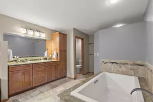 803 Sierra Ln NE, Rochester, MN 55906 - Photo 28
