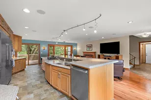 803 Sierra Ln NE, Rochester, MN 55906 - Photo 18
