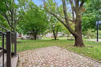 121 Fox Hollow Drive, Chanhassen, MN 55317 - Photo 28