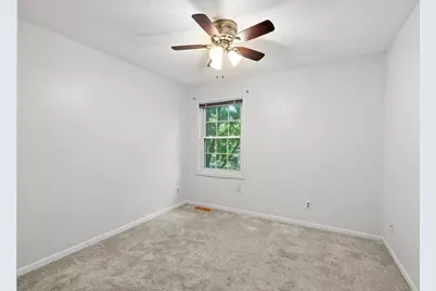 121 Fox Hollow Drive, Chanhassen, MN 55317 - Photo 18