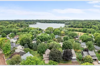 121 Fox Hollow Drive, Chanhassen, MN 55317 - Photo 32