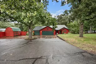 818 N Oak St, Royalton, MN 56373 - Photo 1