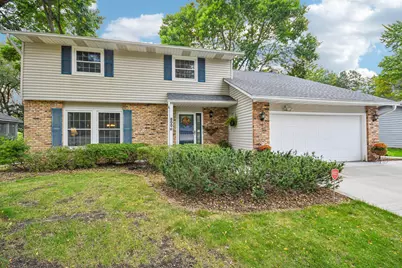 800 Nightingale Boulevard, Stillwater, MN 55082 - Photo 1