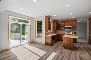 1893 Clover Meadow Dr, Chaska, MN 55318 - Photo 12