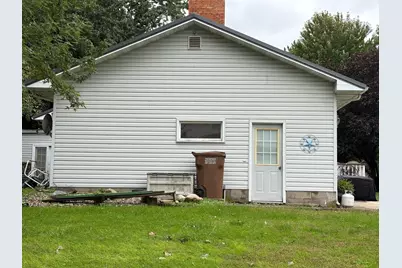 330 2nd Avenue NW, Glenville, MN 56036 - Photo 6