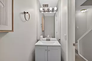 456 Dorland Ct S, Maplewood, MN 55119 - Photo 8