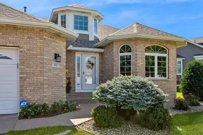 3012 Highpointe Curve, Roseville, MN 55113 - Photo 2