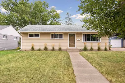 744 22nd Avenue N, South Saint Paul, MN 55075 - Photo 2