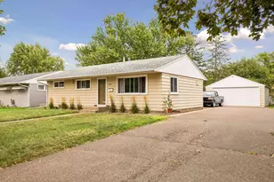 744 22nd Ave N, South Saint Paul, MN 55075 - Photo 1