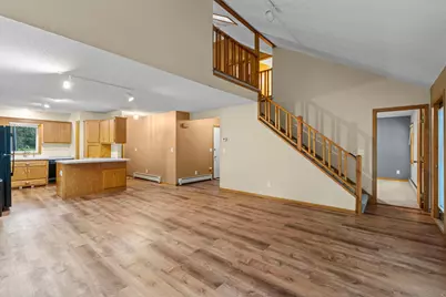 8008 Mount Curve Boulevard, Brooklyn Park, MN 55445 - Photo 12