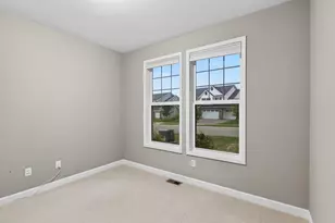 11008 Kingsview Ln N, Maple Grove, MN 55369 - Photo 16