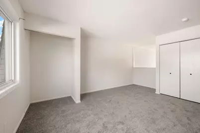 10461 Dupont Road S, Bloomington, MN 55431 - Photo 16
