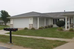 2110 McQuillan Ct SE, Rochester, MN 55904 - Photo 4