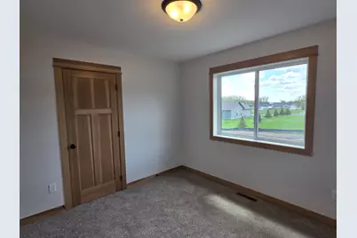 653 Daisy Court, Lake Crystal, MN 56055 - Photo 16