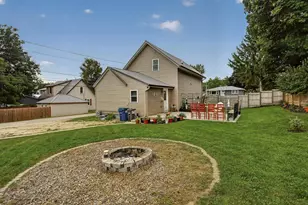 237 W 14th St, Saint Charles, MN 55972 - Photo 22