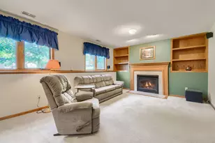 4670 Manor Dr, Eagan, MN 55123 - Photo 16