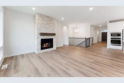 10275 Shadyview N, Maple Grove, MN 55311 - Photo 6