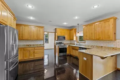 4501 104th Avenue N, Brooklyn Park, MN 55443 - Photo 14