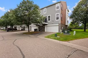 15826 Frisian Ln, Apple Valley, MN 55124 - Photo 26