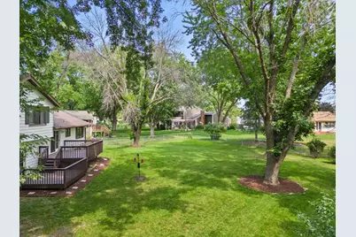 8233 Nevada Circle, Bloomington, MN 55438 - Photo 22