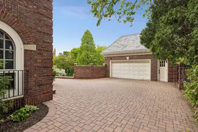 1122 Mount Curve Avenue, Minneapolis, MN 55403 - Photo 90