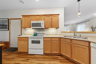738 Maple Hills Drive #J, Maplewood, MN 55117 - Photo 14