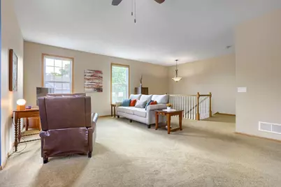 621 Village Parkway, Circle Pines, MN 55014 - Photo 4