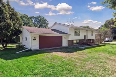 6521 Kurtz Lane, Eden Prairie, MN 55346 - Photo 8