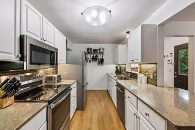 4000 Abbott Avenue S, Minneapolis, MN 55410 - Photo 6