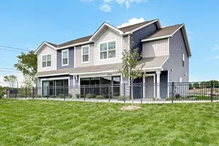 1922 Highview Ter, Shakopee, MN 55379 - Photo 4