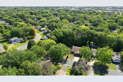 9974 Hemlock Way, Maple Grove, MN 55369 - Photo 44