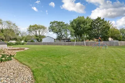 1552 Nottingham Drive, North Mankato, MN 56003 - Photo 4