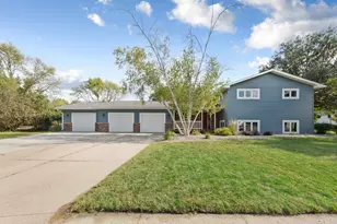 1552 Nottingham Dr, North Mankato, MN 56003 - Photo 1