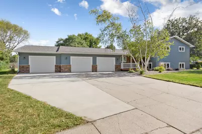 1552 Nottingham Drive, North Mankato, MN 56003 - Photo 8