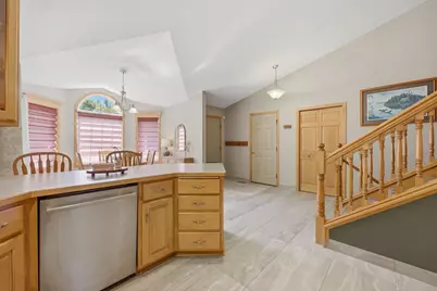1617 Natures Court, Saint Cloud, MN 56304 - Photo 6